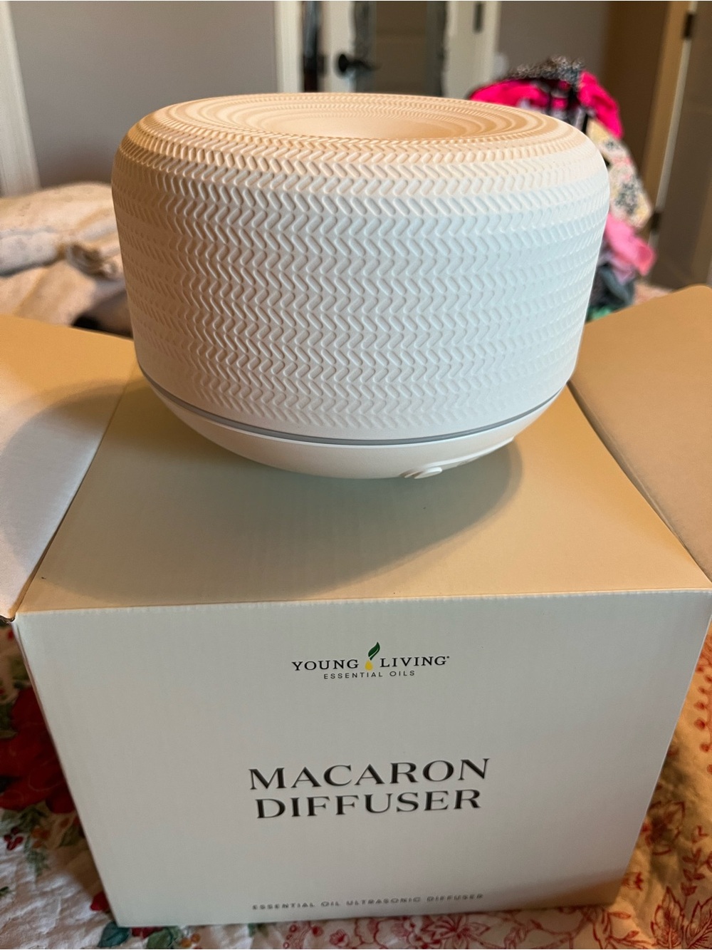 Young Living White Macaron Ultrasonic Diffuser